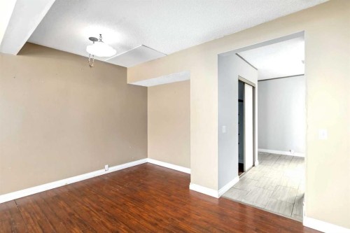 170 Windsor Drive, Fort Mcmurray, AB - Indoor Photo Showing Other Room