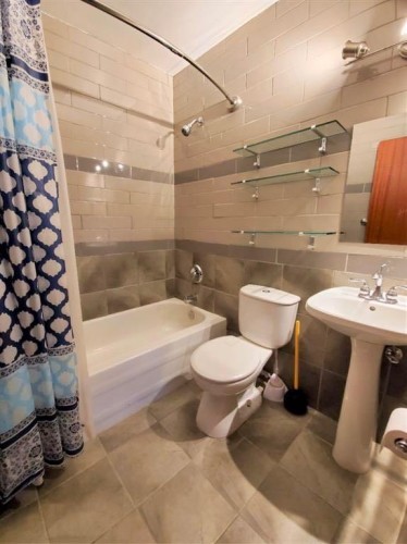 66 Lakeview, Lac La Biche, AB - Indoor Photo Showing Bathroom