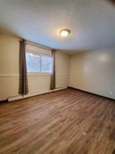 66 Lakeview, Lac La Biche, AB - Indoor Photo Showing Other Room