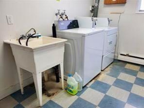 66 Lakeview, Lac La Biche, AB - Indoor Photo Showing Laundry Room