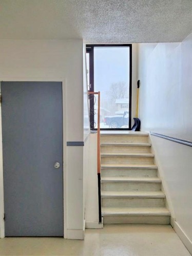 66 Lakeview, Lac La Biche, AB - Indoor Photo Showing Other Room