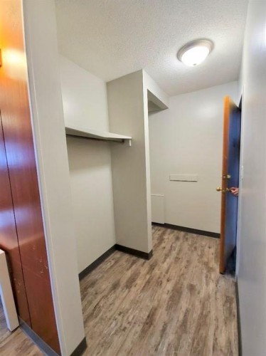 66 Lakeview, Lac La Biche, AB - Indoor Photo Showing Other Room