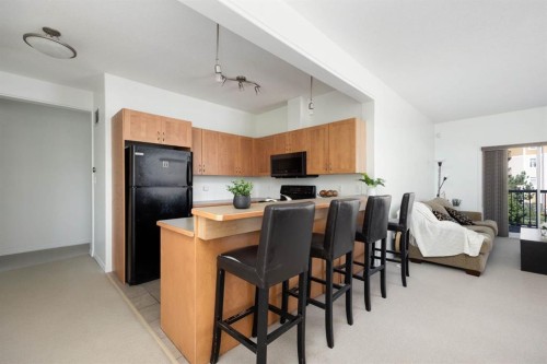 5-105 Fontaine Crescent, Fort Mcmurray, AB - Indoor Photo Showing Kitchen
