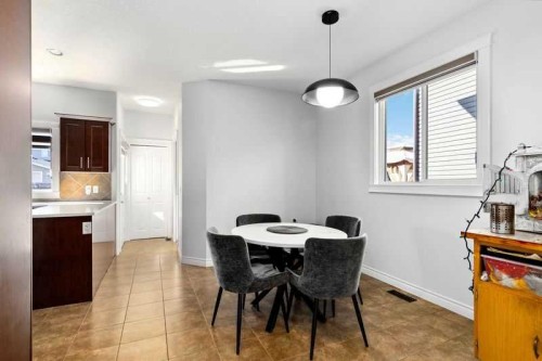 128 Juniper Street, Fort Mcmurray, AB - Indoor Photo Showing Dining Room