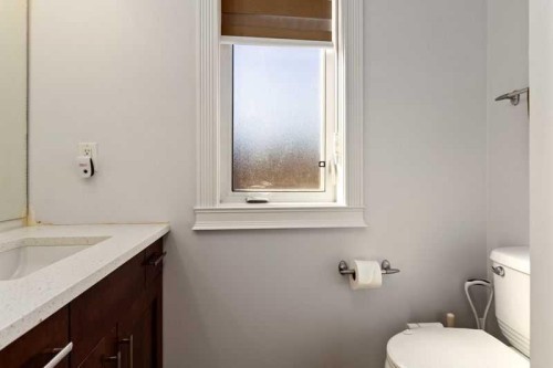 128 Juniper Street, Fort Mcmurray, AB - Indoor Photo Showing Bathroom