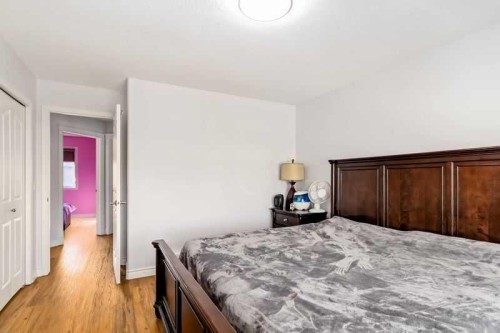 128 Juniper Street, Fort Mcmurray, AB - Indoor Photo Showing Bedroom