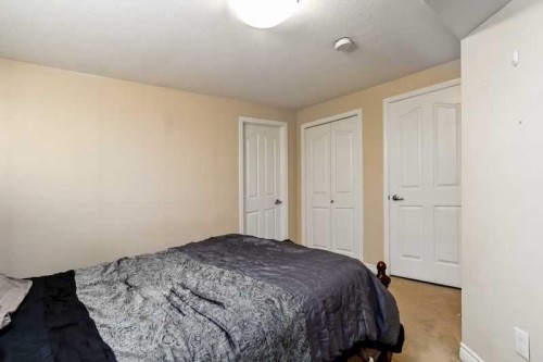 128 Juniper Street, Fort Mcmurray, AB - Indoor Photo Showing Bedroom