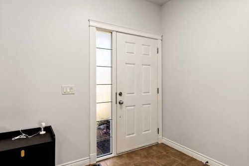 128 Juniper Street, Fort Mcmurray, AB - Indoor Photo Showing Other Room