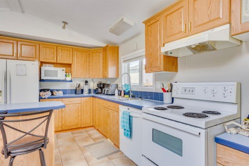 244 Cokerill Crescent, Fort Mcmurray, AB - Indoor Photo Showing Kitchen With Double Sink