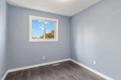 151C Dickins Drive, Fort Mcmurray, AB - Indoor Photo Showing Other Room