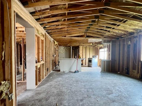 149 Clausen Crescent, Fort Mcmurray, AB - Indoor