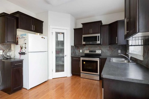 370 Parsons Creek Drive, Fort Mcmurray, AB - Indoor Photo Showing Kitchen With Double Sink