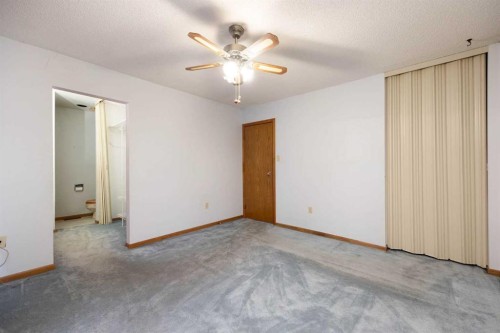 206 Leigh Crescent, Fort Mcmurray, AB - Indoor Photo Showing Other Room