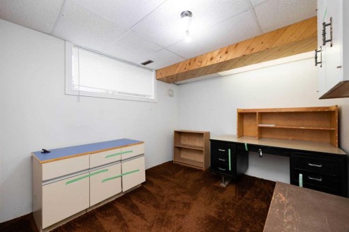 206 Leigh Crescent, Fort Mcmurray, AB - Indoor Photo Showing Other Room