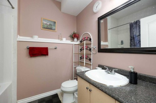 169 Fisher Crescent, Fort Mcmurray, AB - Indoor Photo Showing Bathroom