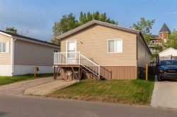392 Gregoire Crescent  Fort Mcmurray, AB T9H 2L7