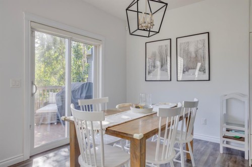 204 Dafoe Way, Fort Mcmurray, AB - Indoor Photo Showing Dining Room
