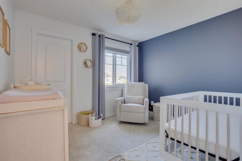 204 Dafoe Way, Fort Mcmurray, AB - Indoor Photo Showing Bedroom