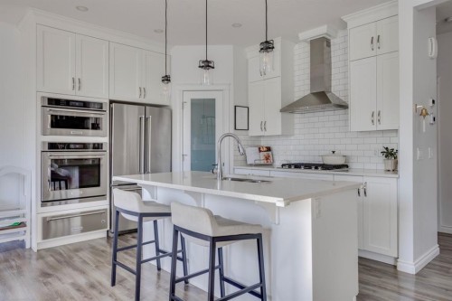 204 Dafoe Way, Fort Mcmurray, AB - Indoor Photo Showing Kitchen With Stainless Steel Kitchen With Upgraded Kitchen