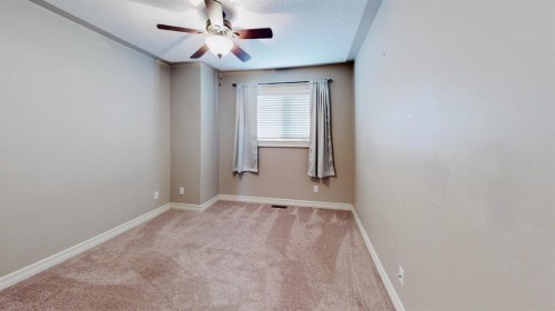 149 Juniper Street, Fort Mcmurray, AB - Indoor Photo Showing Other Room
