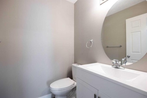 164 Cinnamon Street, Fort Mcmurray, AB - Indoor Photo Showing Bathroom
