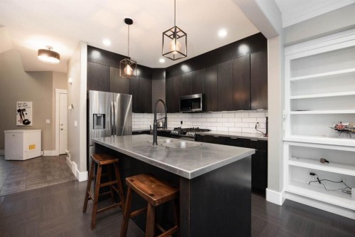 169 Shalestone Way, Fort Mcmurray, AB - Indoor Photo Showing Kitchen With Stainless Steel Kitchen With Upgraded Kitchen