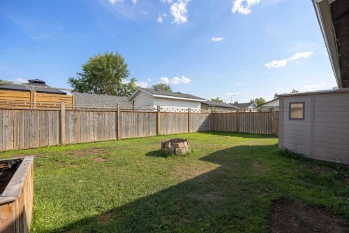 105 Hill Drive, Fort Mcmurray, AB - Outdoor With Backyard