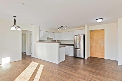 105-248B Grosbeak Way, Fort Mcmurray, AB - Indoor Photo Showing Kitchen