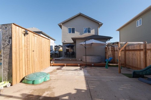 216 Coyote Crescent, Fort Mcmurray, AB - Outdoor With Exterior