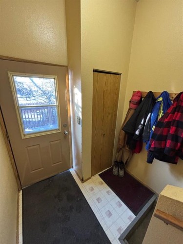 10024 103 Ave, Lac La Biche, AB - Indoor Photo Showing Other Room