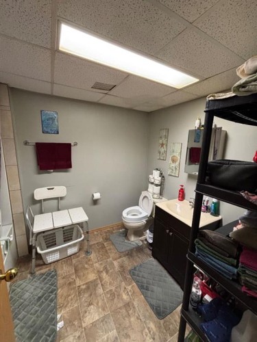 10024 103 Ave, Lac La Biche, AB - Indoor