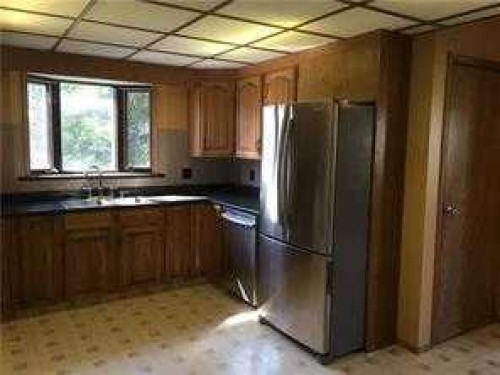 10024 103 Ave, Lac La Biche, AB - Indoor Photo Showing Kitchen