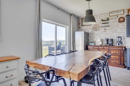 340 Killdeer Way, Fort Mcmurray, AB - Indoor Photo Showing Dining Room