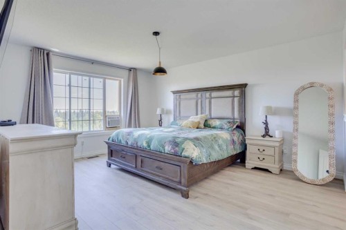 340 Killdeer Way, Fort Mcmurray, AB - Indoor Photo Showing Bedroom