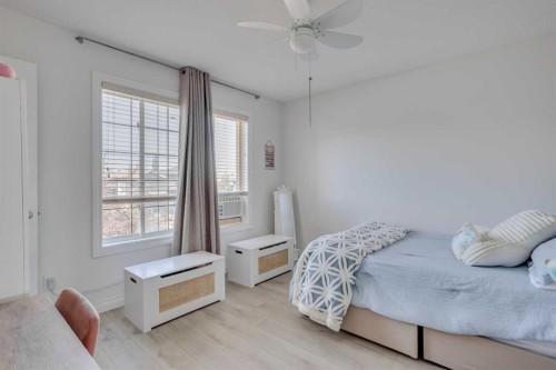 340 Killdeer Way, Fort Mcmurray, AB - Indoor Photo Showing Bedroom