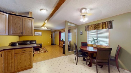 152 Cree Road, Fort Mcmurray, AB - Indoor Photo Showing Dining Room
