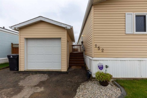 152 Cree Road, Fort Mcmurray, AB - Outdoor With Exterior