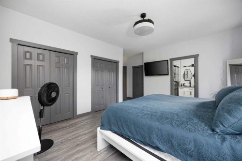 275 Woodward Lane, Fort Mcmurray, AB - Indoor Photo Showing Bedroom