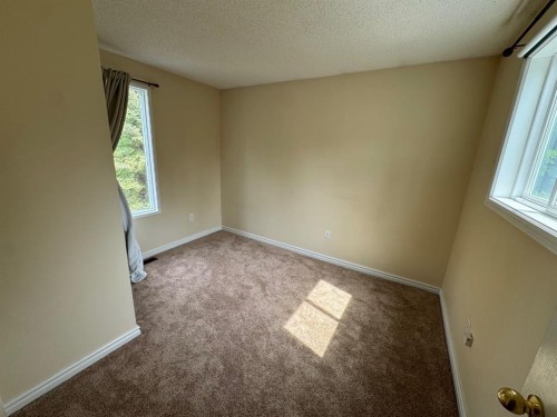 126 Community Lane, Saprae Creek, AB - Indoor Photo Showing Other Room