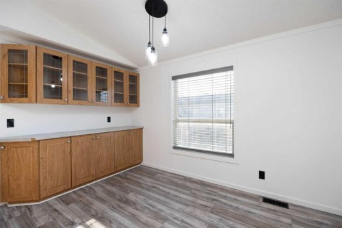 125 Waterhouse Street, Fort Mcmurray, AB - Indoor