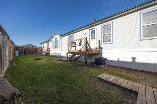 125 Waterhouse Street, Fort Mcmurray, AB - Outdoor With Exterior