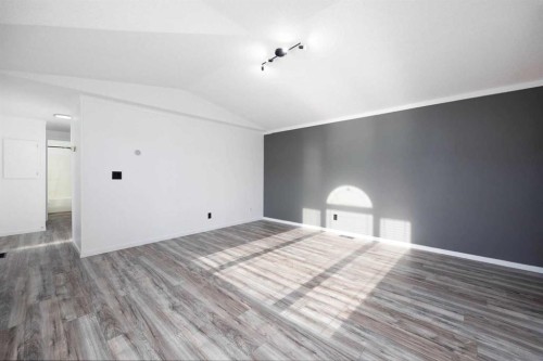 125 Waterhouse Street, Fort Mcmurray, AB - Indoor Photo Showing Other Room
