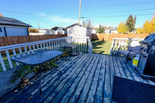 712 3 Avenue Nw, Slave Lake, AB - Outdoor With Deck Patio Veranda