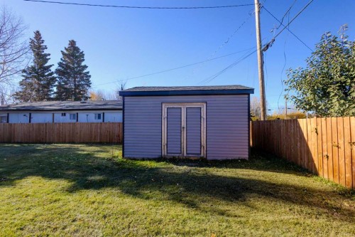 712 3 Avenue Nw, Slave Lake, AB - Outdoor