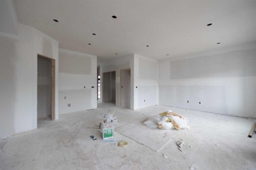 189 Dafoe Way, Fort Mcmurray, AB - Indoor Photo Showing Garage