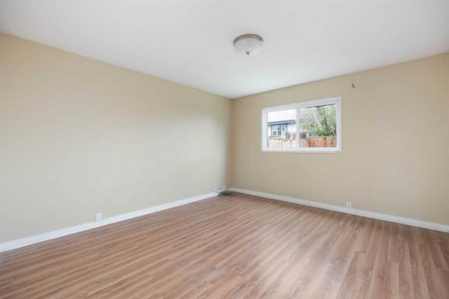 238 Windsor Drive, Fort Mcmurray, AB - Indoor Photo Showing Other Room