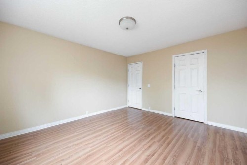 238 Windsor Drive, Fort Mcmurray, AB - Indoor Photo Showing Other Room