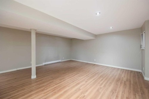 238 Windsor Drive, Fort Mcmurray, AB - Indoor Photo Showing Other Room
