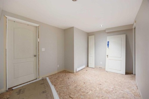 238 Windsor Drive, Fort Mcmurray, AB - Indoor Photo Showing Other Room