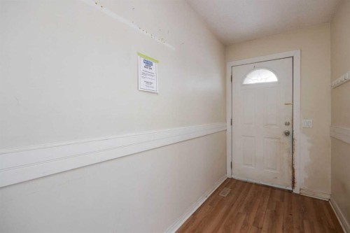 238 Windsor Drive, Fort Mcmurray, AB - Indoor Photo Showing Other Room